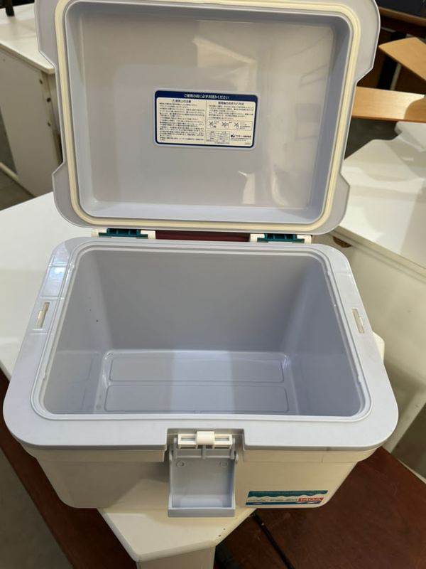 Cooler box
