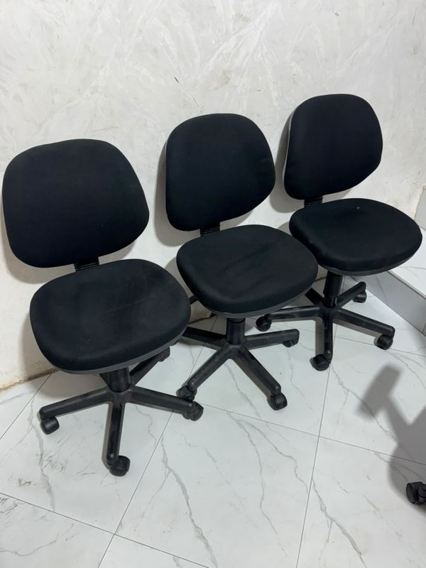 Task chairs